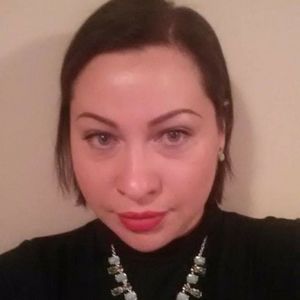 Meet your Posher, Beatriz